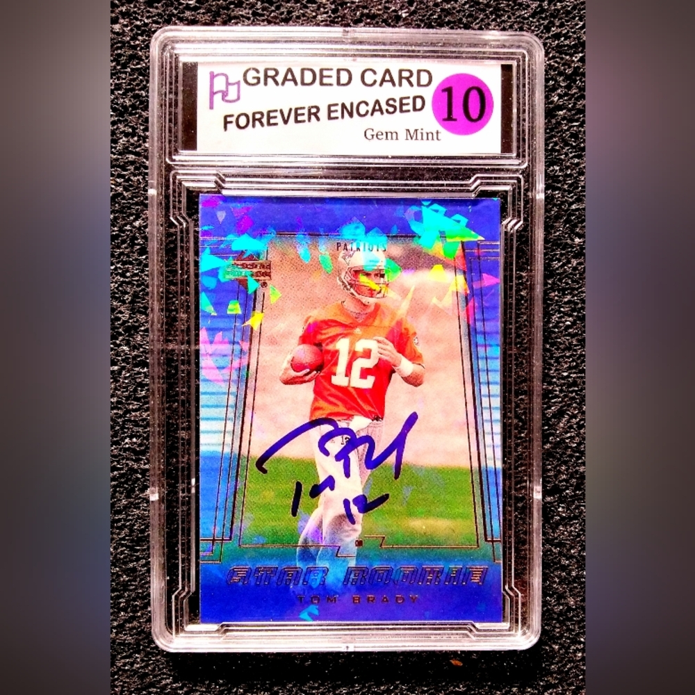 Tom Brady Patriots HOF Cracked Ice Autograph Football Rookie Card Graded 10 Rare